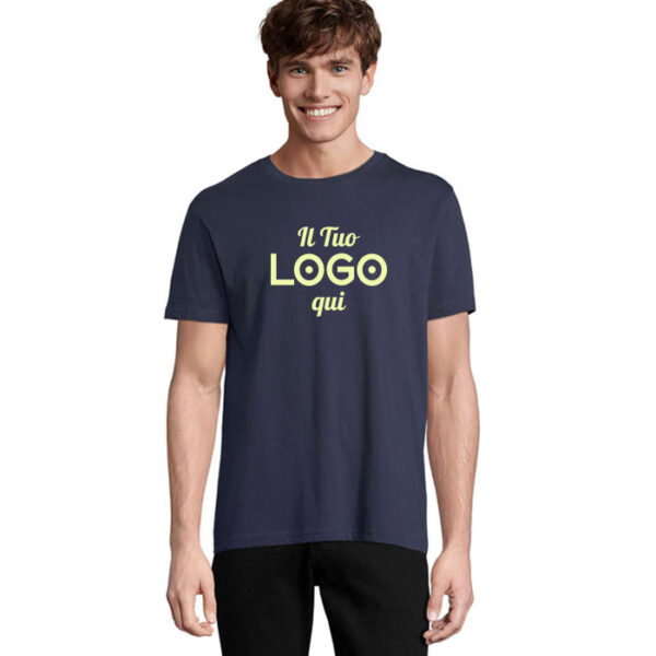 T-shirt unisex in poli-cotone riciclato personalizzabile con logo