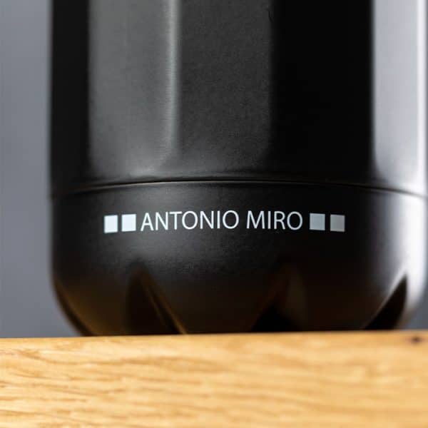 Borraccia personalizzabile con logo da 750ml in Acciaio Inossidabile Antonio Miró.