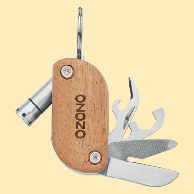 Gadget Multiuso in Acciaio con Manico in Legno
